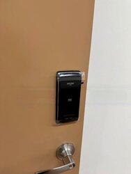 Lip Hing Industrial Building (D20), Factory #457508381